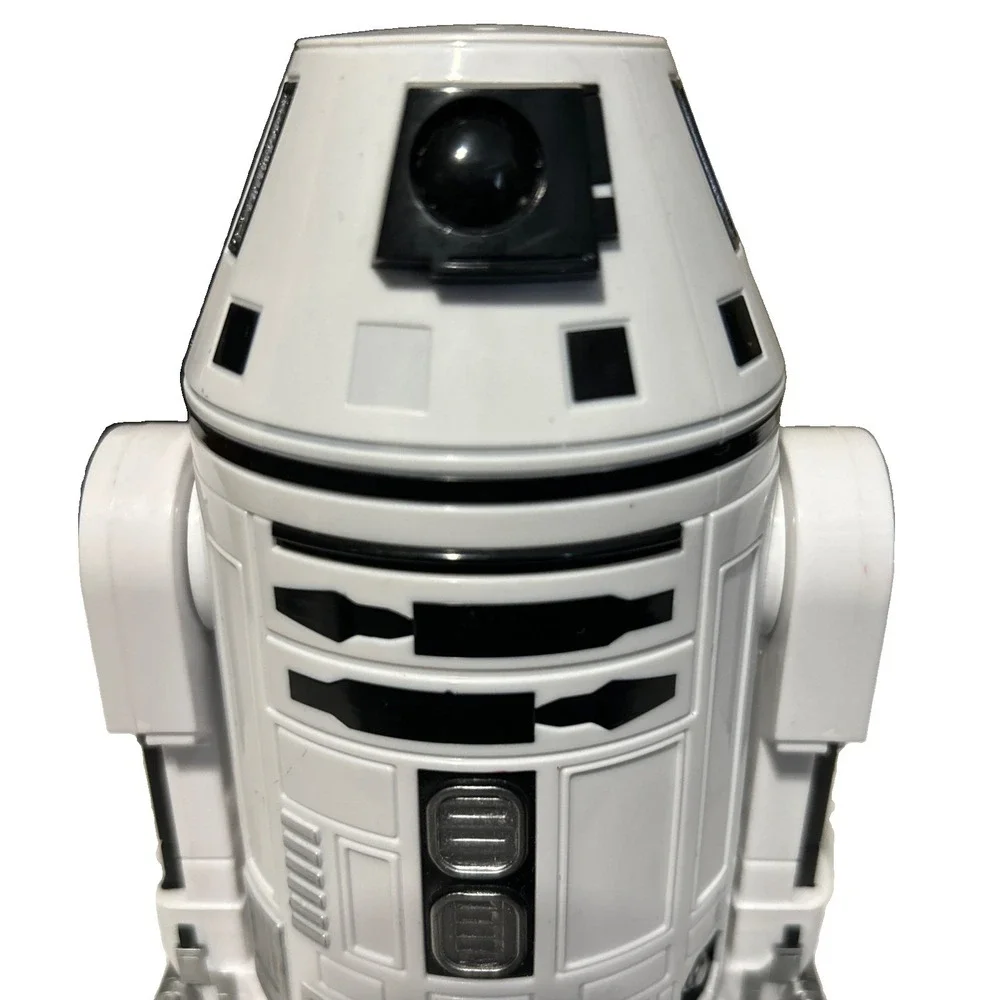 Star Wars RO-4LO Astromech Droid in The Force Awakens 7